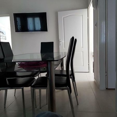 Apartment Dijana Kaštela エクステリア 写真
