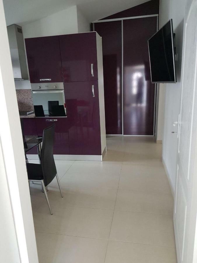 Apartment Dijana Kaštela エクステリア 写真