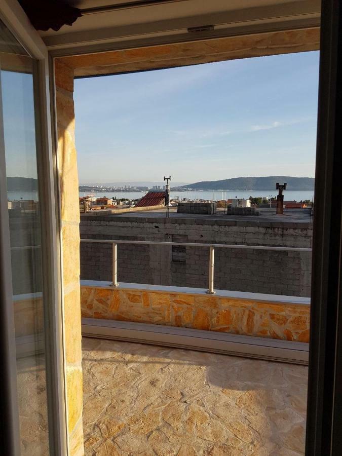 Apartment Dijana Kaštela エクステリア 写真